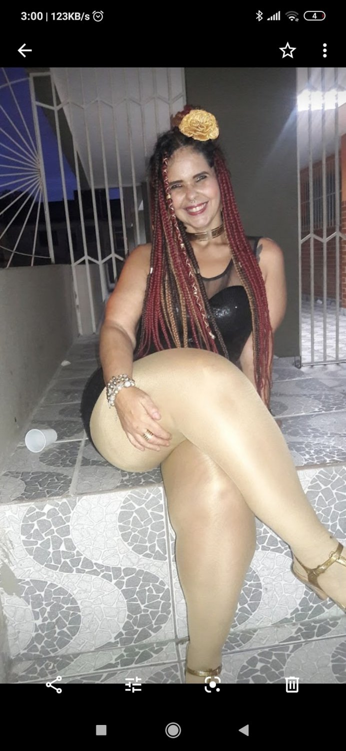 Daniele M i will post all her nude #QNqnbINA