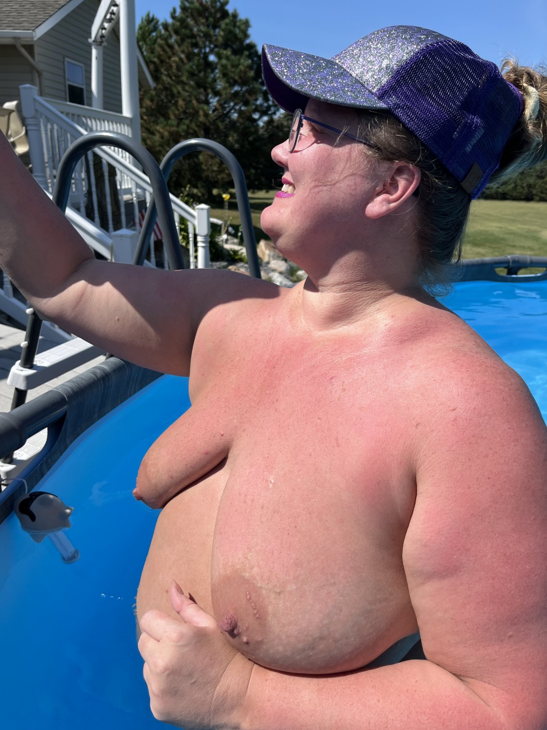 Naked fat wife in pool #Ct0e7n3g