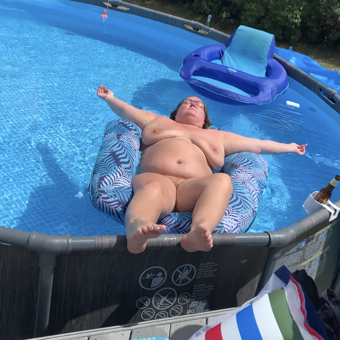 Naked fat wife in pool #ncAnQD1n