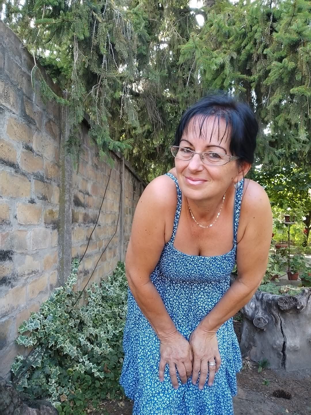 Son wanted his milf mom shared by me. She is perfect wank material #aSCgIzn9