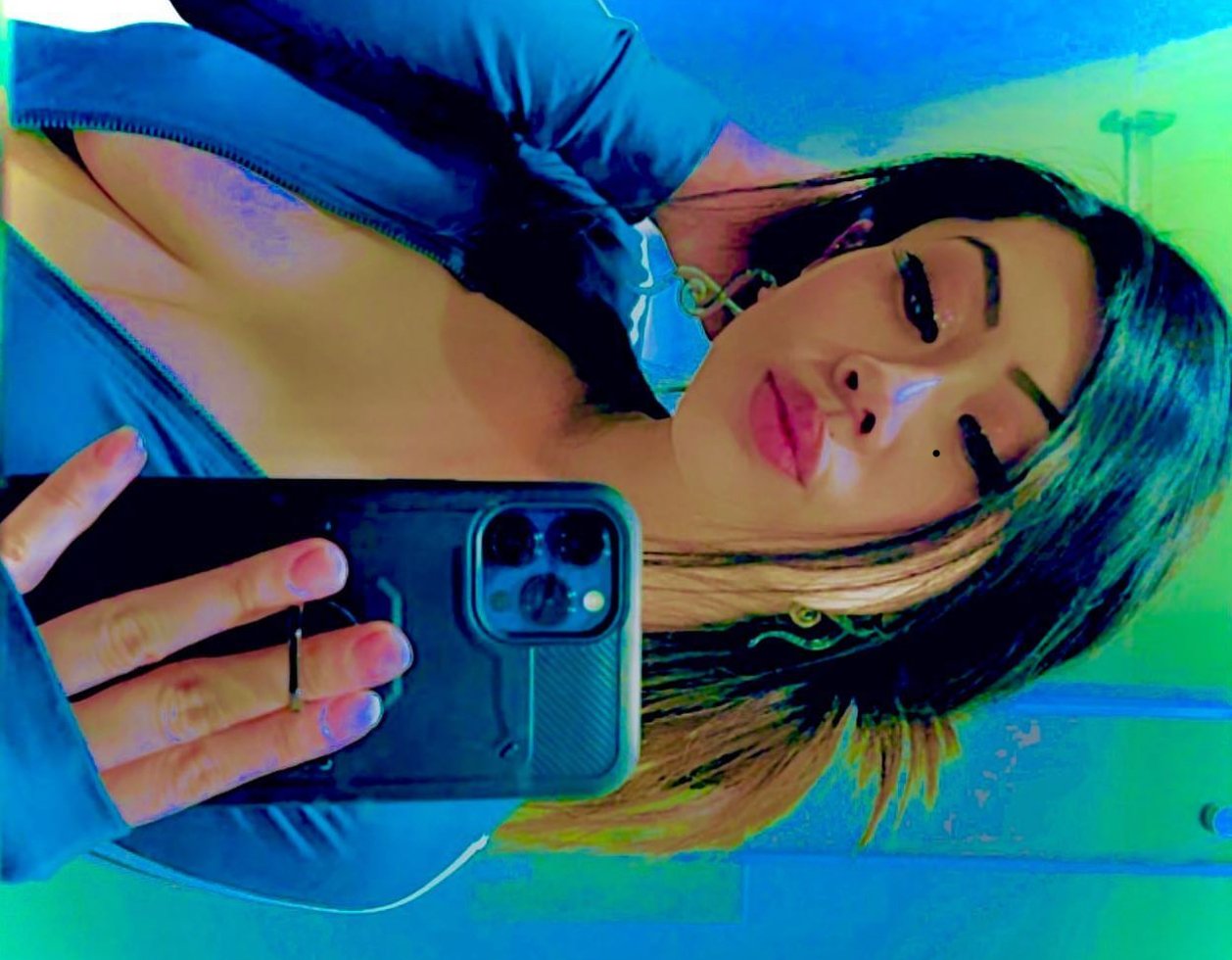 Tatted Petite Asian stoner #4tDt4DoI