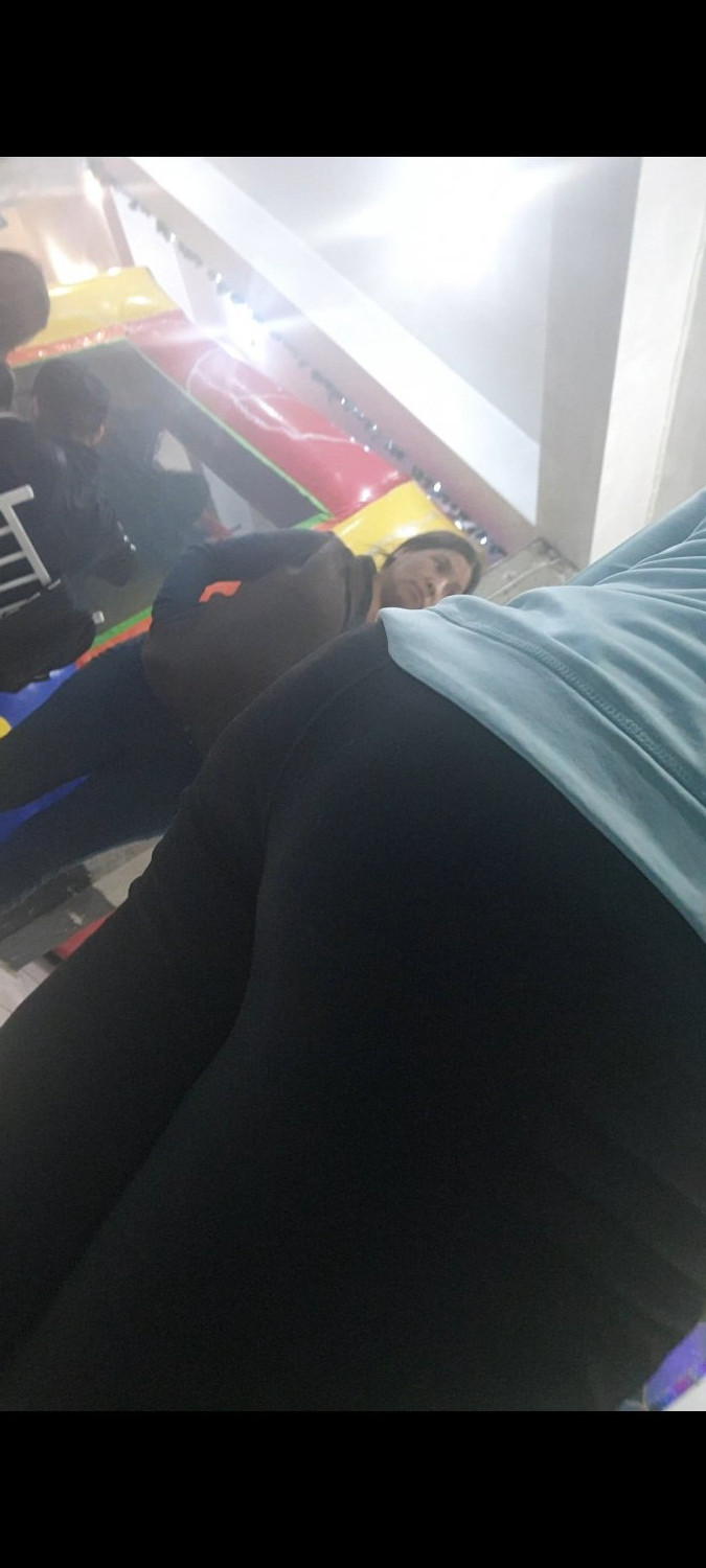 My fine ass cousin in leggins 😈🔥 #twPDx1Qs