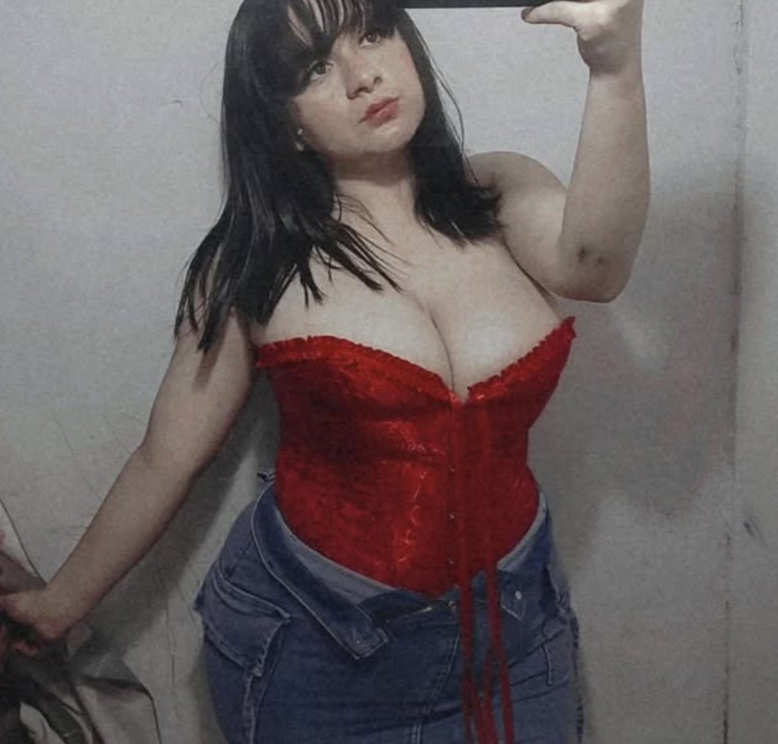 Morra tetona de Monterrey #wwtMmWLt