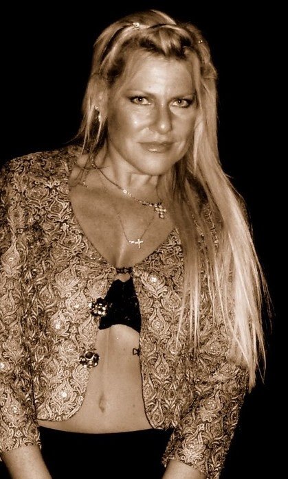 Political Wife also a Cocksucker #GvTiadNo