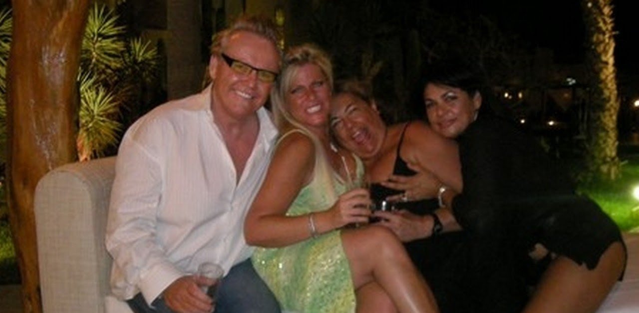 Political Wife also a Cocksucker #T3ptMiM1