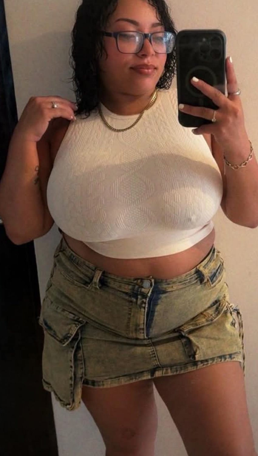 Random chicks #FAJoVJBY